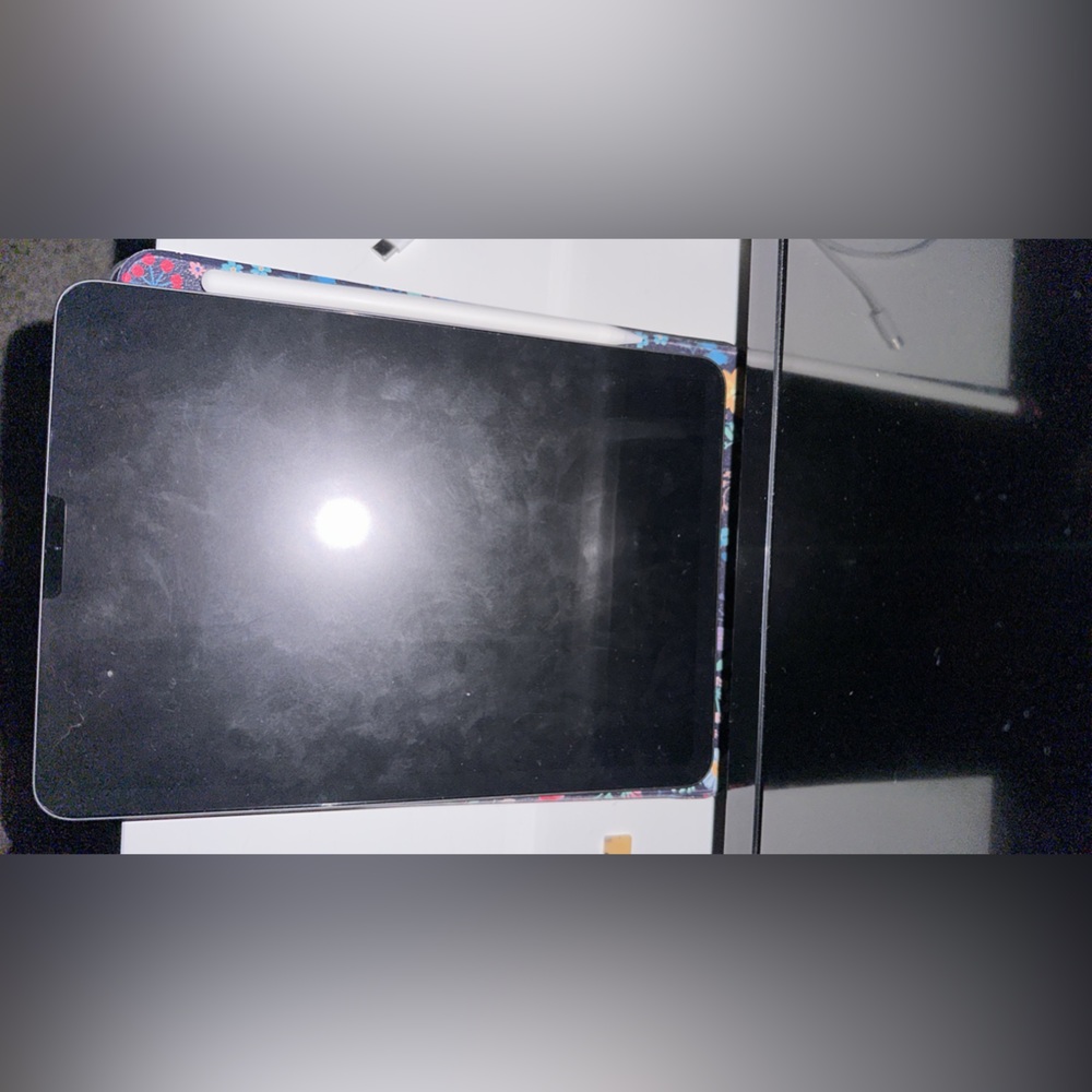 iPad Air 4th gen. 64 gb WI-FI only.